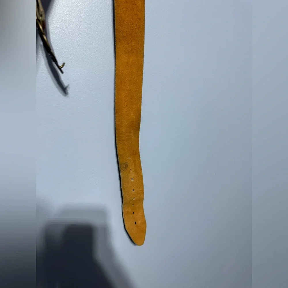 Vintage Style Brown Leather Belt with Ornate Buckle - Picture 3 of 9